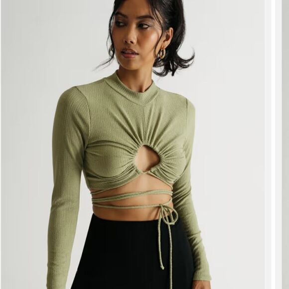 PrettyLittleThing Tops - PrettyLittleThing Y2K Coquette Girl Streetwear Crop Top Size XL NEW